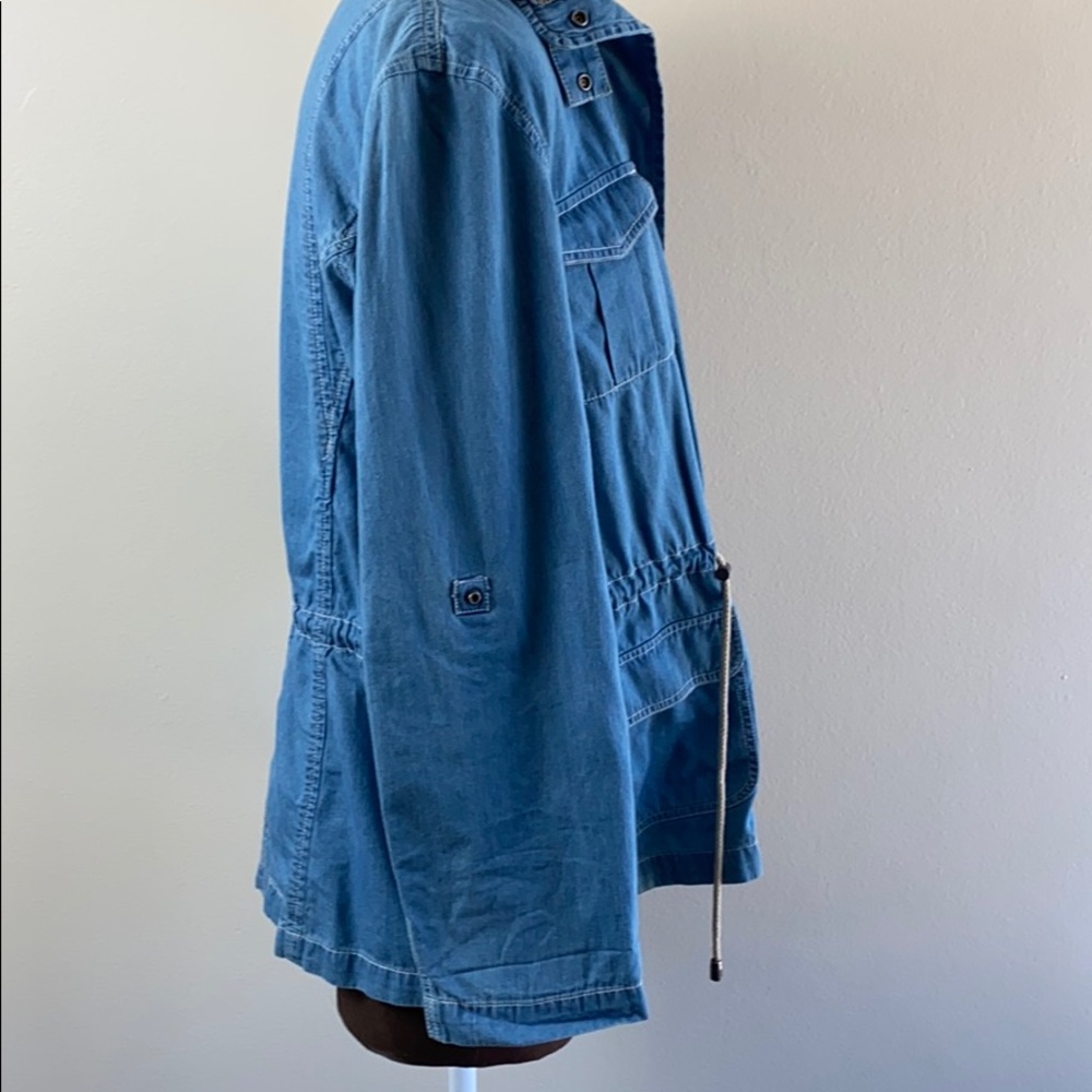 Lightweight Utility Jacket - Picture 8 of 13